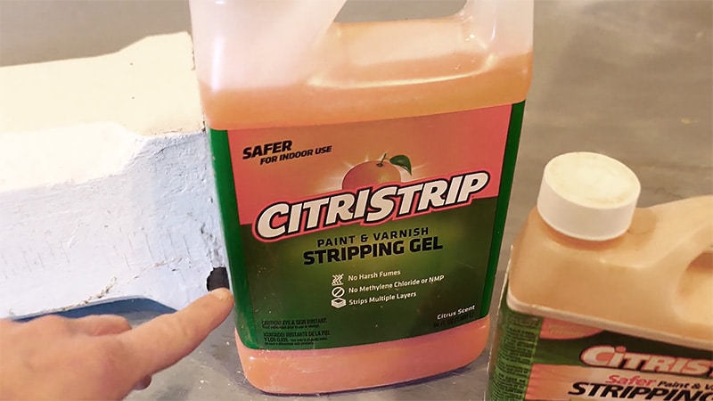 How to Remove Spray Paint From Concrete Using Stripper Gel