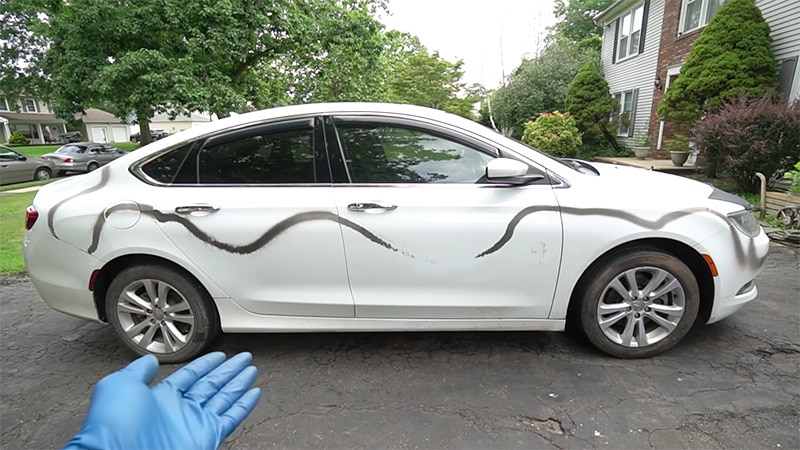 How to Remove Spray Paint from a Vehicle