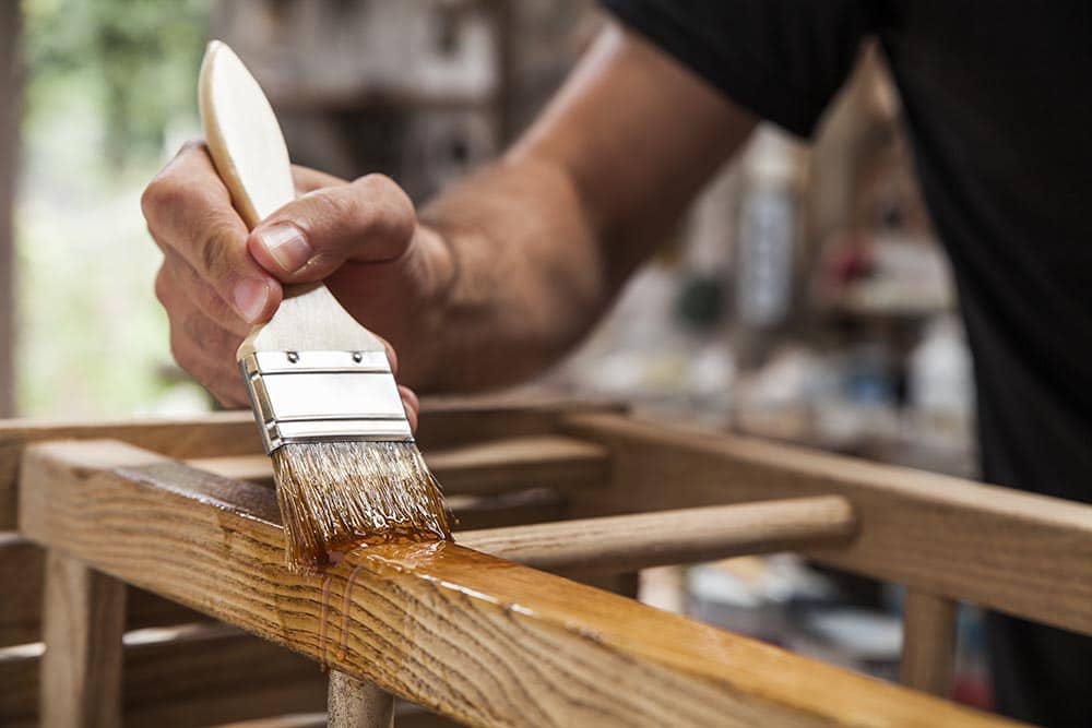 6 Best Paint Brushes For Furniture
