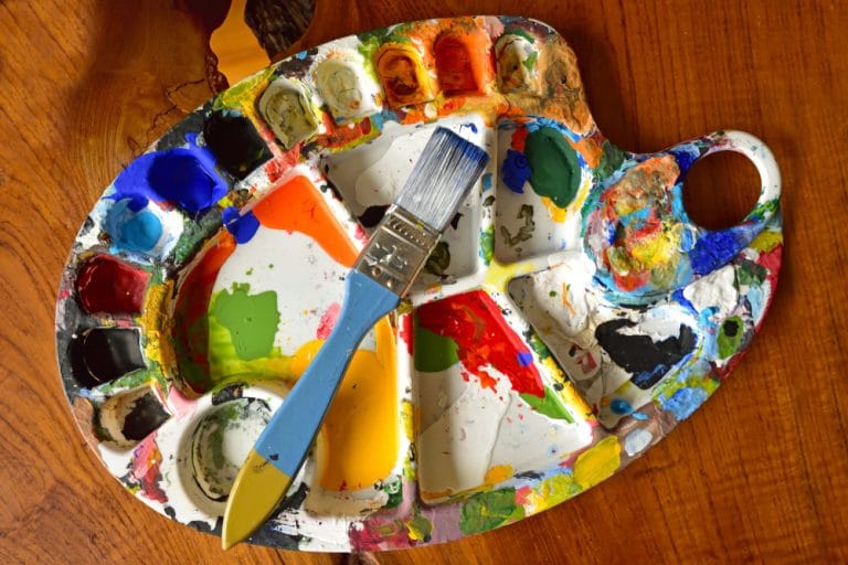 How to Soften a Hard Paint Brush