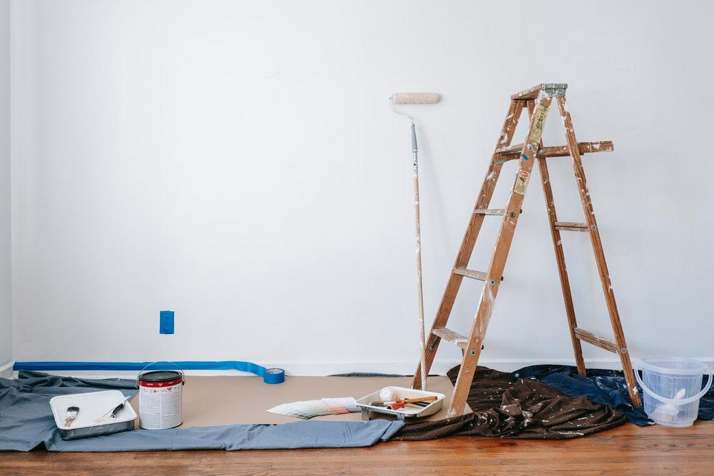 Best Telescoping Ladders Used for Painting