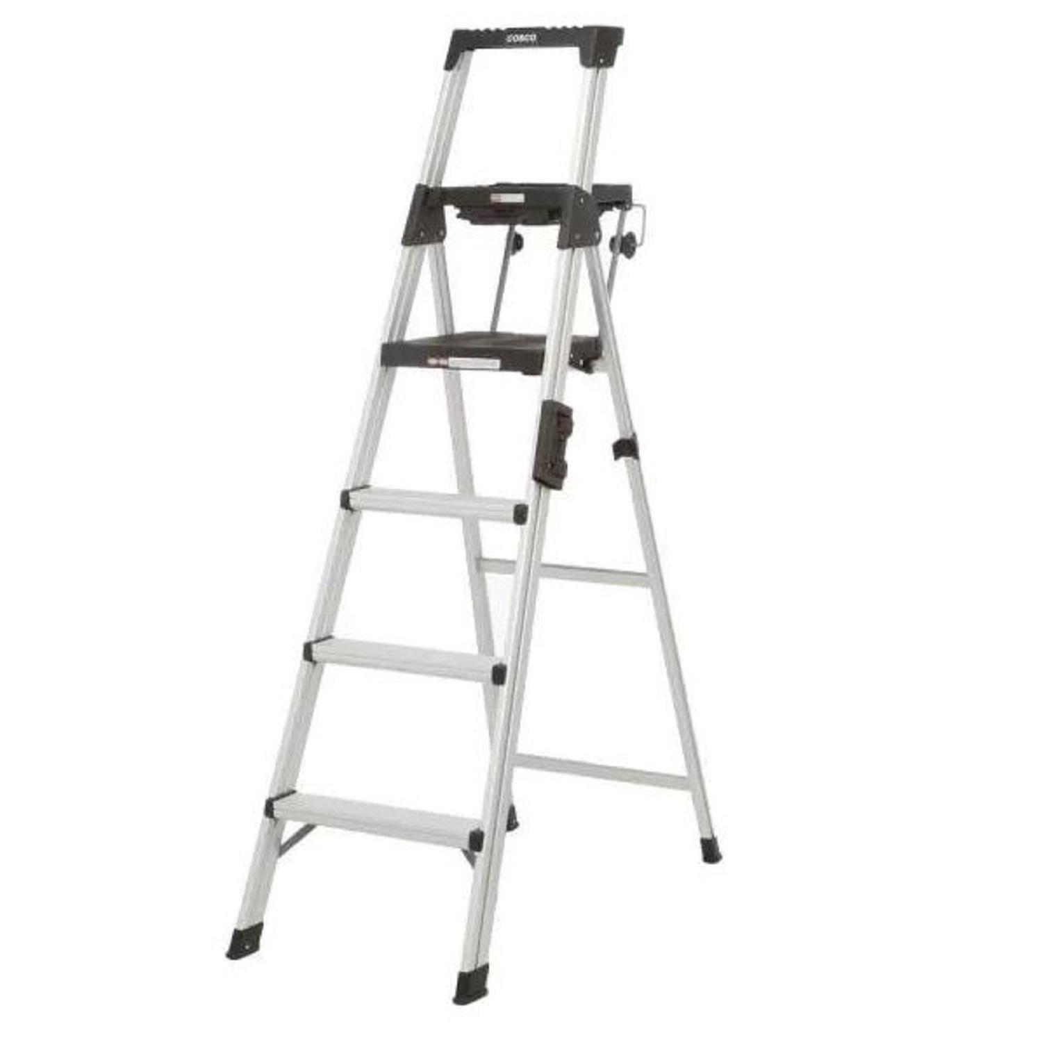 10 Best Lightweight Ladders (2022 Reviews)